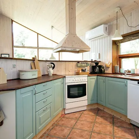 Casa de Férias Three-bedroom In Hjørring